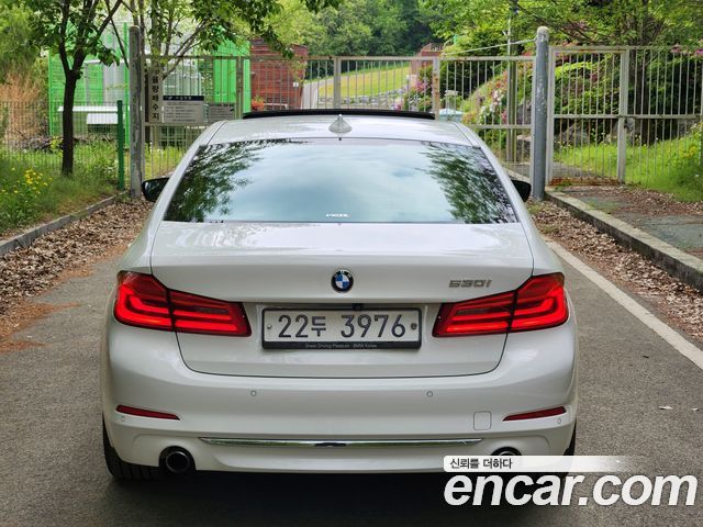 BMW 5-Series 530i Luxury Plus