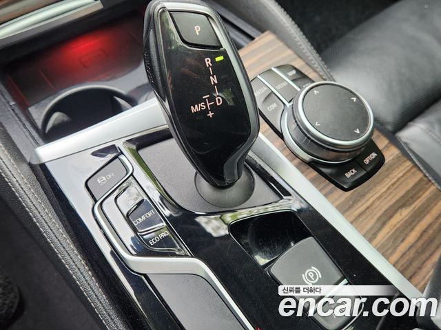 BMW 5-Series 530i Luxury Plus