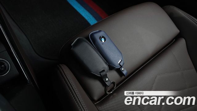 BMW iX1 xDrive 30 M Sport