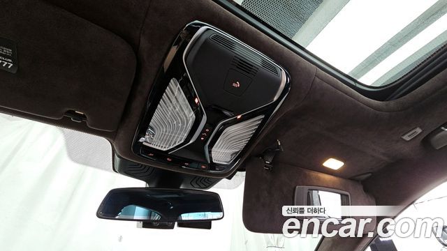 BMW 7-Series 750Li xDrive