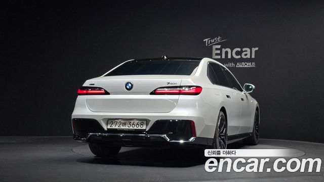 BMW 7-Series 740i xDrive M Sport