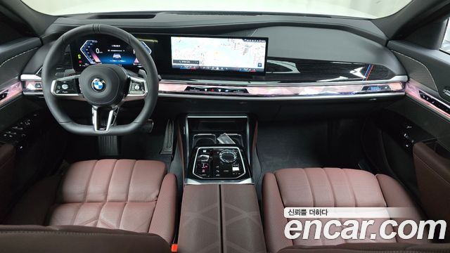 BMW 7-Series 740i xDrive M Sport