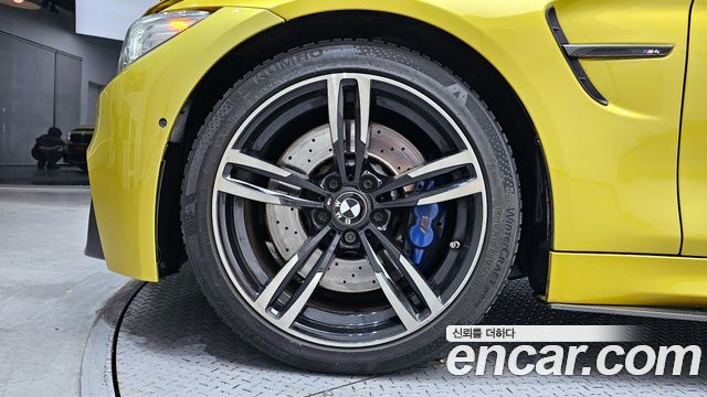 BMW M4 M4 Convertible