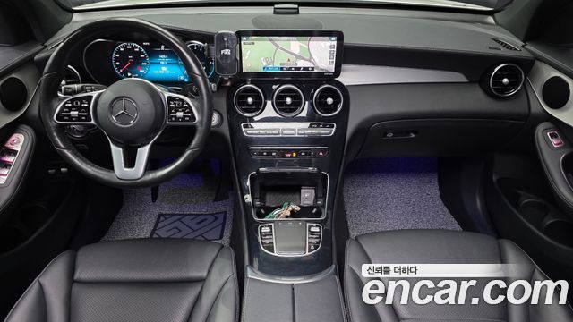 Mercedes-Benz GLC-Class GLC300e 4MATIC