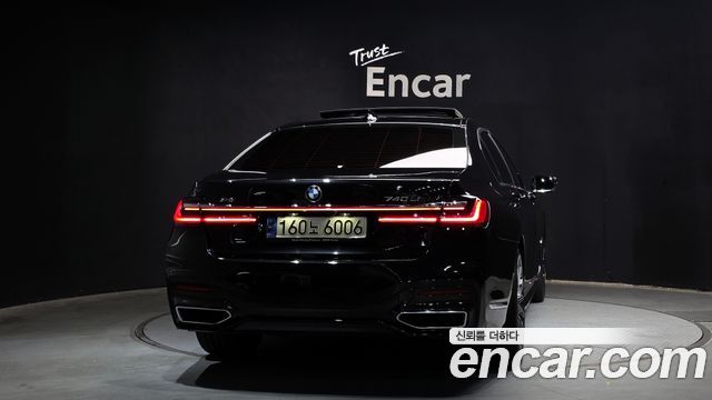 BMW 7-Series 740Li xDrive M Sport Package