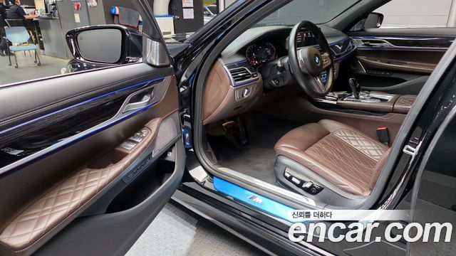 BMW 7-Series 740Li xDrive M Sport Package