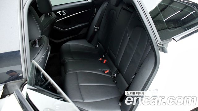 BMW 2-Series 220i M Sports