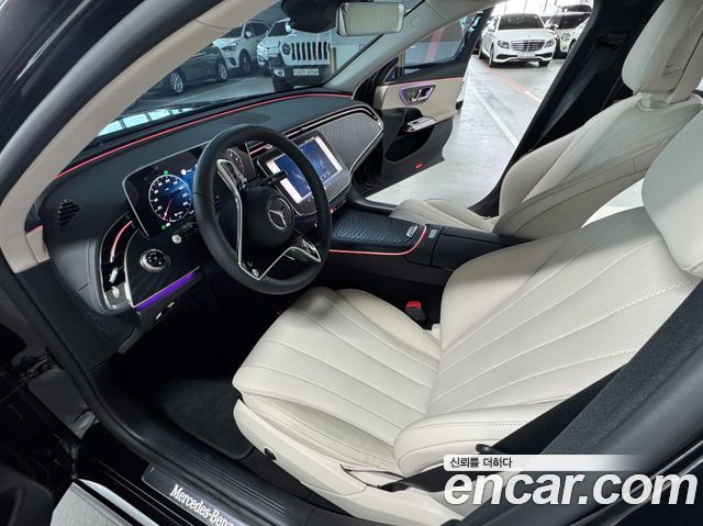 Mercedes-Benz E-Class E200 Avantgarde