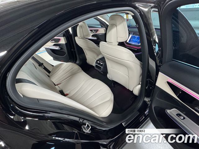 Mercedes-Benz E-Class E200 Avantgarde