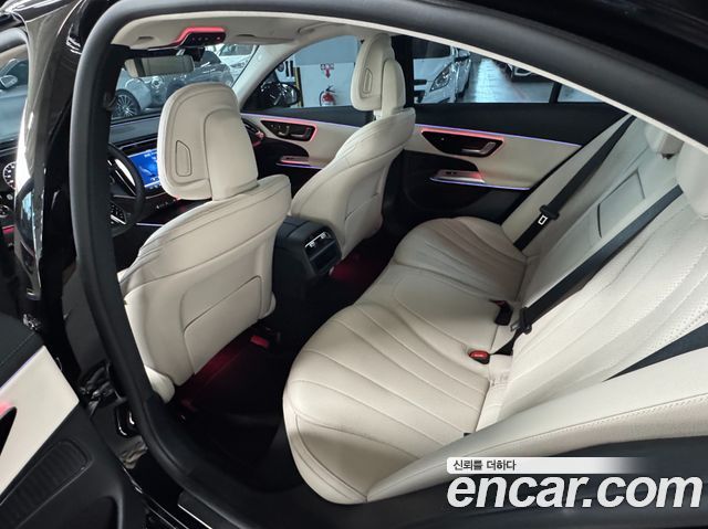 Mercedes-Benz E-Class E200 Avantgarde