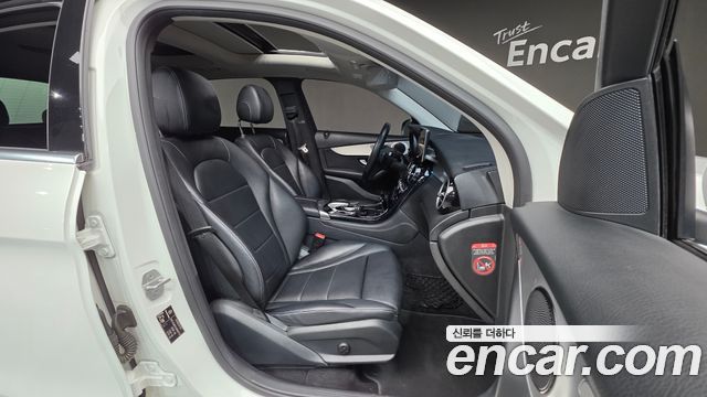 Mercedes-Benz GLC-Class GLC220 d 4MATIC
