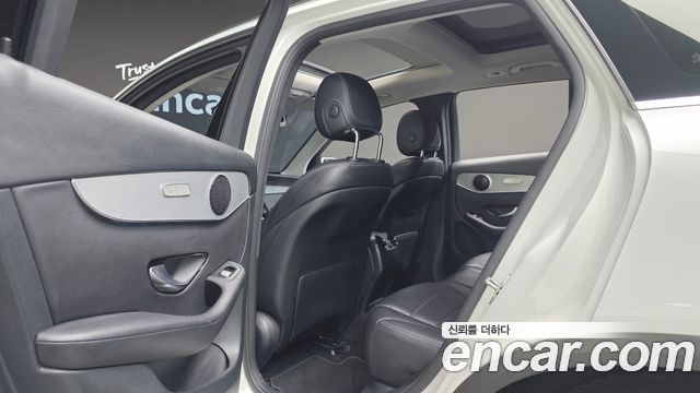 Mercedes-Benz GLC-Class GLC220 d 4MATIC