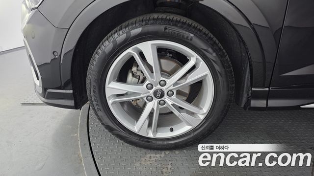 Audi Q3 35 TDI Premium Sportback