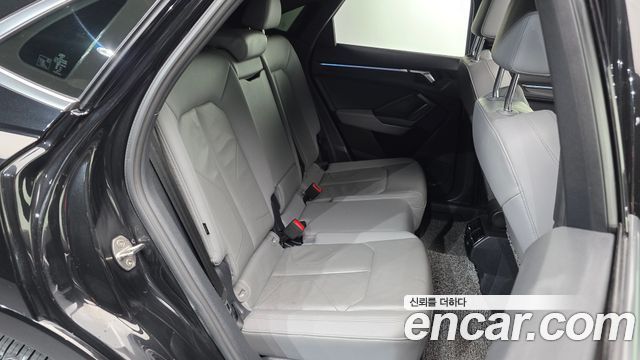 Audi Q3 35 TDI Premium Sportback
