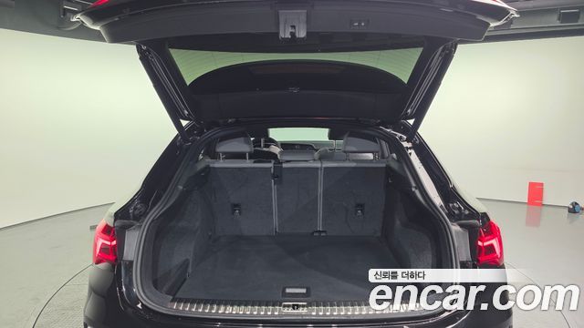 Audi Q3 35 TDI Premium Sportback