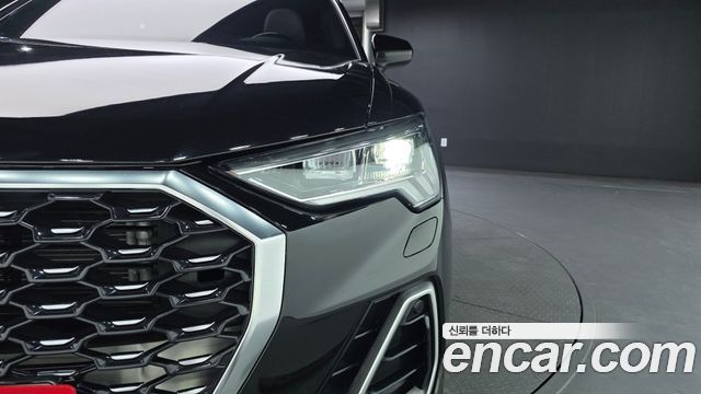Audi Q3 35 TDI Premium Sportback