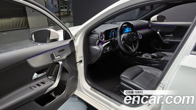 Mercedes-Benz A-Class A220 Hatchback