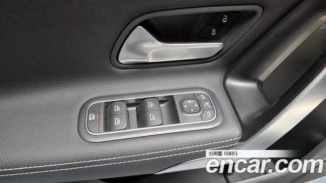 Mercedes-Benz A-Class A220 Hatchback