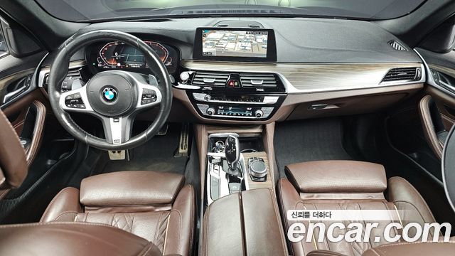BMW 5-Series 520d xDrive M Sport Package Plus