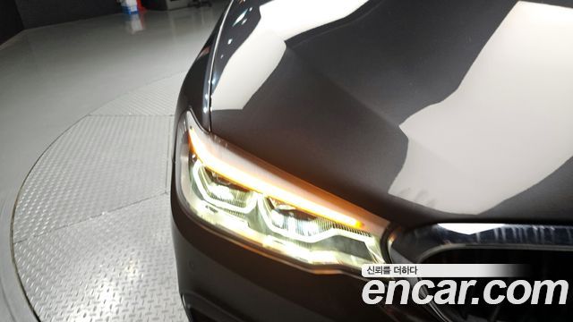 BMW 5-Series 520d xDrive M Sport Package Plus