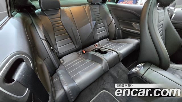 Mercedes-Benz E-Class E450 4MATIC Coupe