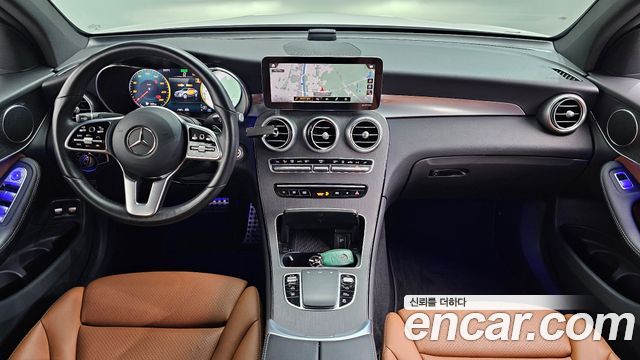 Mercedes-Benz GLC-Class GLC300e 4MATIC Coupe