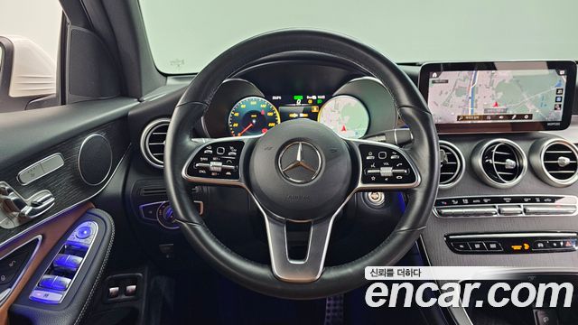 Mercedes-Benz GLC-Class GLC300e 4MATIC Coupe