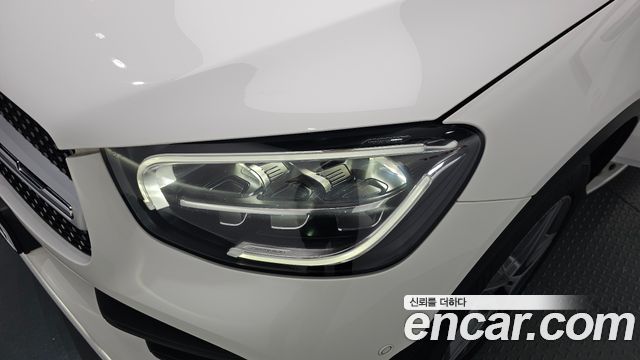 Mercedes-Benz GLC-Class GLC300e 4MATIC Coupe