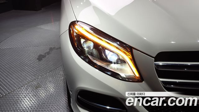 Mercedes-Benz GLE-Class GLE350 d 4MATIC