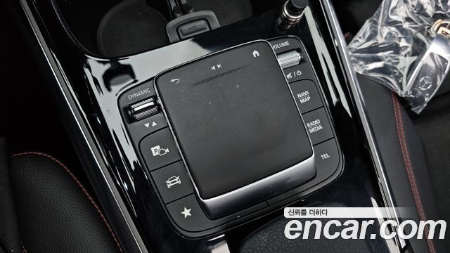 Mercedes-Benz GLA-Class GLA250 4MATIC