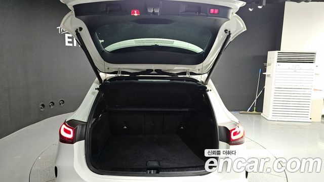 Mercedes-Benz GLA-Class GLA250 4MATIC