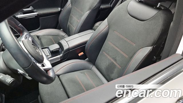 Mercedes-Benz GLA-Class GLA250 4MATIC