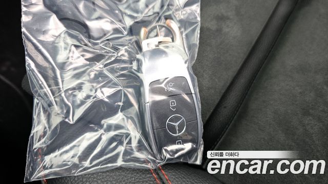 Mercedes-Benz GLA-Class GLA250 4MATIC