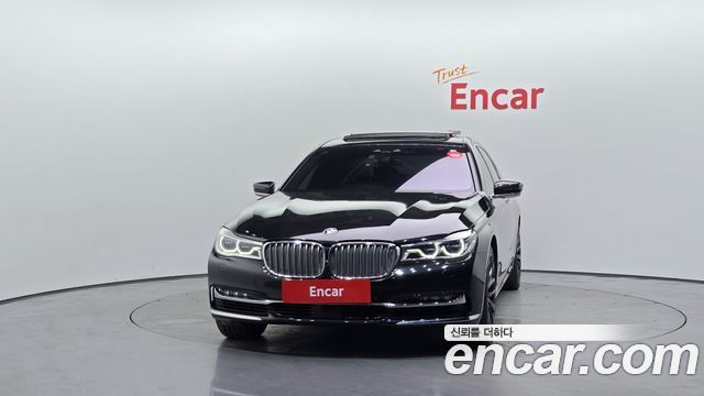 BMW 7-Series 750Li xDrive Premium