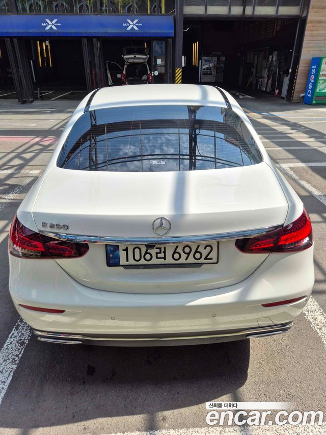 Mercedes-Benz E-Class E250 Avantgarde