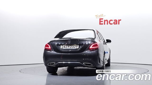 Mercedes-Benz C-Class C300e 4MATIC AMG Line