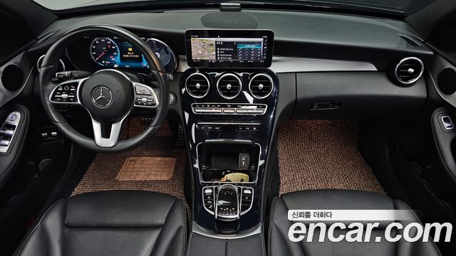 Mercedes-Benz C-Class C300e 4MATIC AMG Line