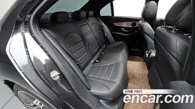 Mercedes-Benz C-Class C300e 4MATIC AMG Line
