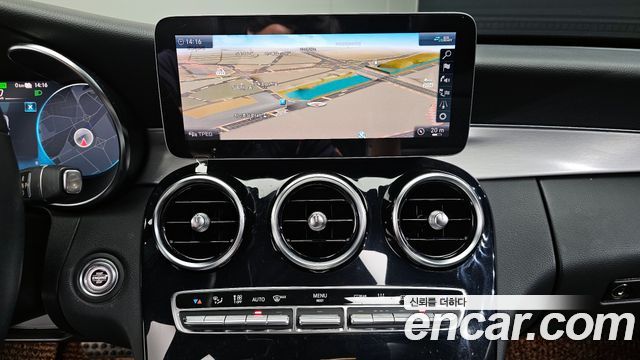 Mercedes-Benz C-Class C300e 4MATIC AMG Line