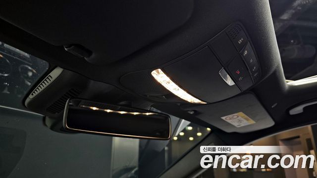 Mercedes-Benz C-Class C300e 4MATIC AMG Line
