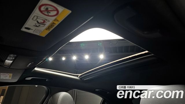 Mercedes-Benz C-Class C300e 4MATIC AMG Line