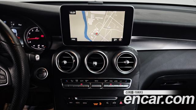 Mercedes-Benz GLC-Class GCL300 4MATIC Coupe