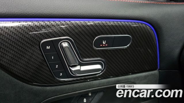 Mercedes-Benz GLB-Class AMG GLB35 4MATIC