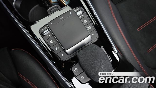 Mercedes-Benz GLB-Class AMG GLB35 4MATIC