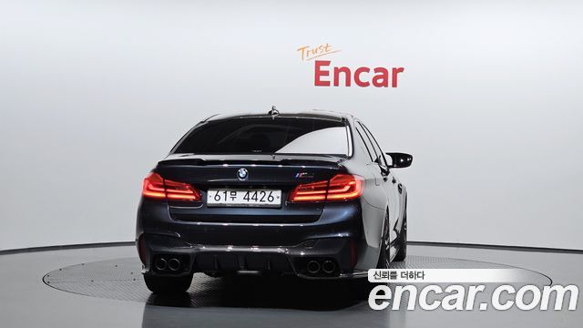 BMW M5 M5 Sedan