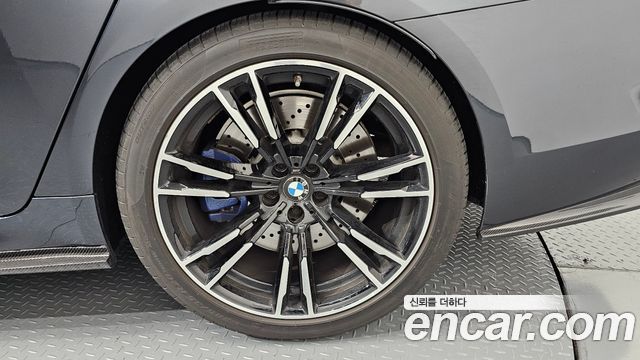 BMW M5 M5 Sedan