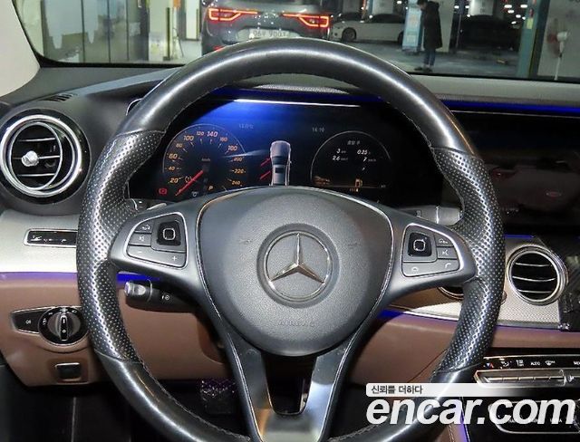 Mercedes-Benz E-Class E350d
