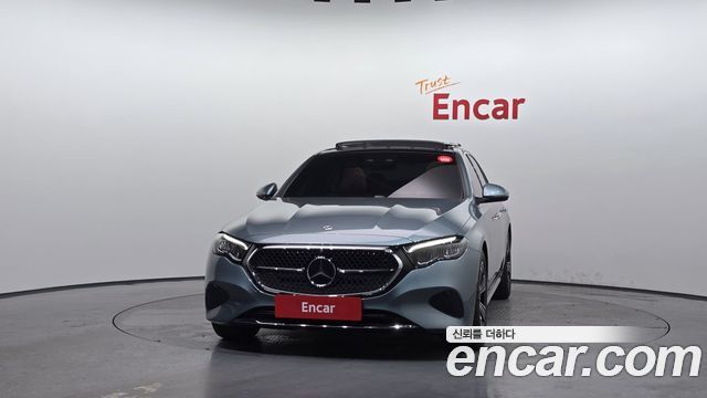 Mercedes-Benz E-Class E200 Avantgarde