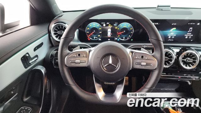 Mercedes-Benz CLA-Class CLA250 4MATIC