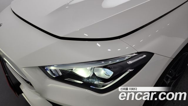 Mercedes-Benz CLA-Class CLA250 4MATIC